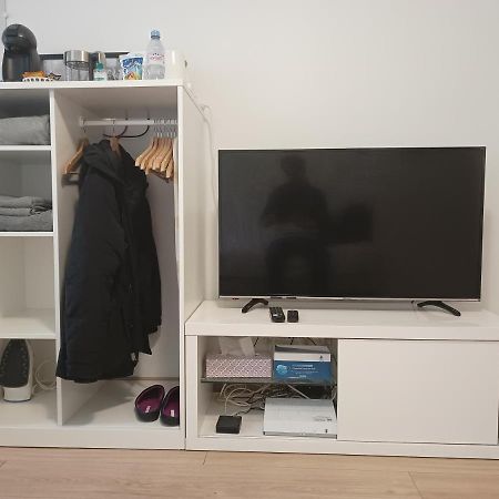 Studio Meuble A Bougival Екстер'єр фото