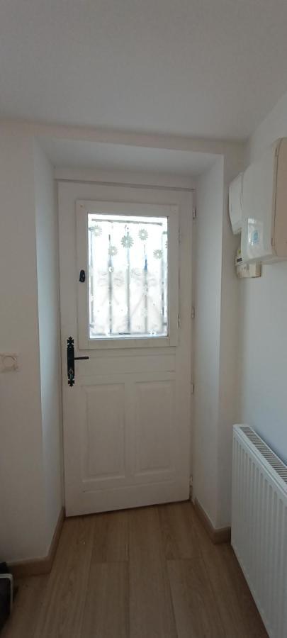 Studio Meuble A Bougival Екстер'єр фото