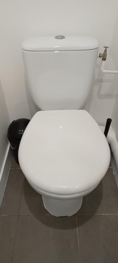 Studio Meuble A Bougival Екстер'єр фото