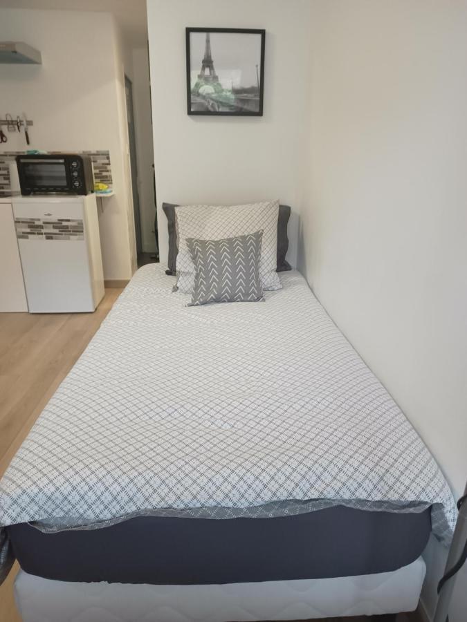 Studio Meuble A Bougival Екстер'єр фото